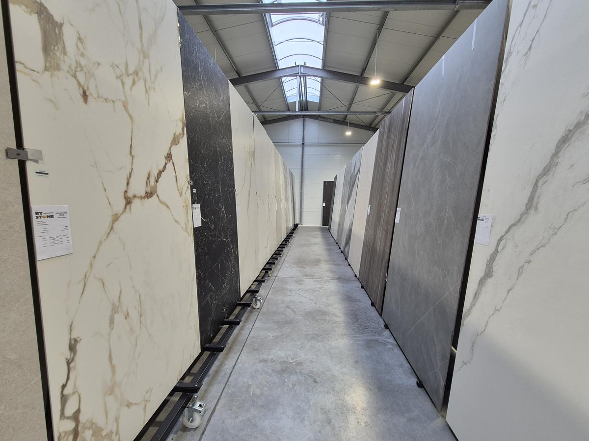 Nowy asortyment blatow ze spiekow kwrcowych w BY Stone20250924 090621 Nowa dostawa blatów ze spieków kwarcowych już w By-Stone! Nowy asortyment blatów ze spieków kwrcowych w BY-Stone20250924_090621