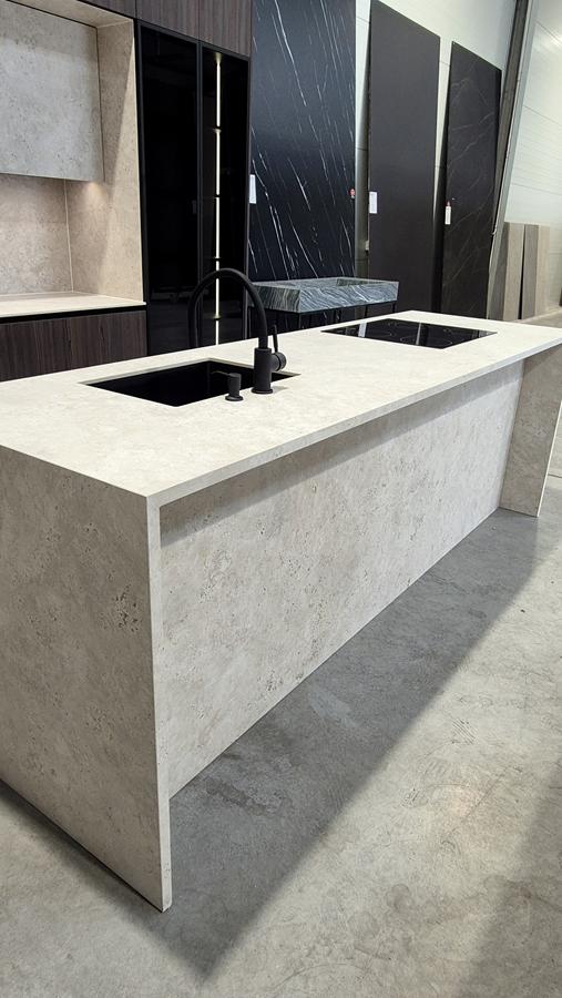 Spieki Kwarcowe By Stone 6 Spieki kwarcowe – nowoczesne blaty kuchenne, które łączą design, trwałość i funkcjonalność Spieki Kwarcowe By Stone 6 Spieki kwarcowe – nowoczesne blaty kuchenne, które łączą design, trwałość i funkcjonalność